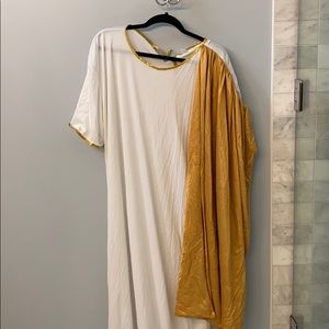 Caesar/ Roman god men’s Halloween costume